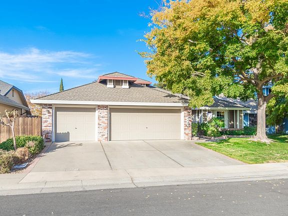 3rd image of 6831 Rockledge Cir