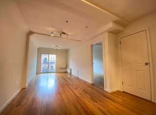 242 W 21st St #5A1, New York, NY 10011