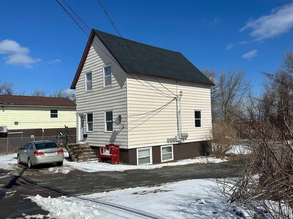 1326 Main St, Glace Bay, NS B1A 5A7