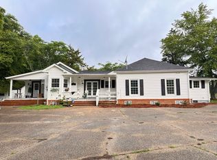 5072 Mineral Spring Rd, Suffolk, VA 23438