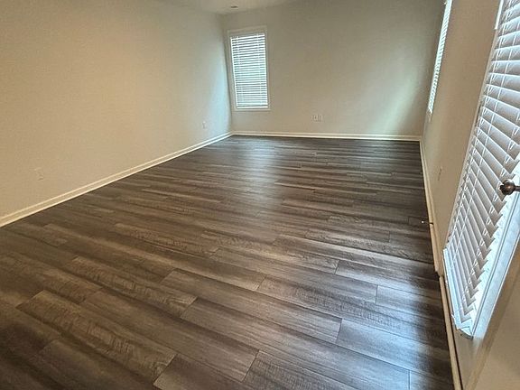 5th image of 164 Braxton Dr
