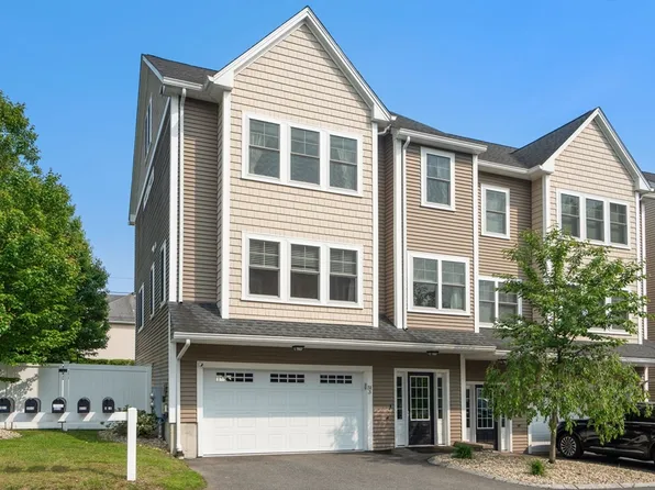 51 Waltham St APT 3, Maynard, MA 01754