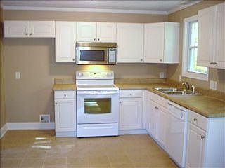 2nd image of 212 Fairmont Ave