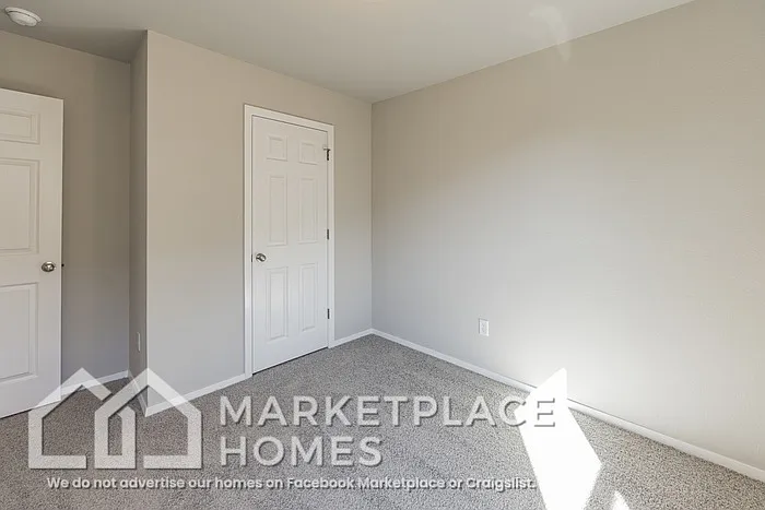 981 E Starling St — Photo 27