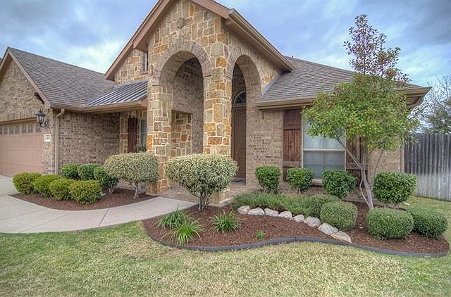 1st image of 4113 Greenwood Way