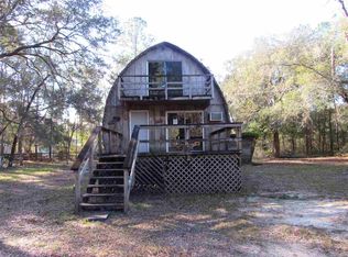 24 Charlotte Rosier Rd, Sopchoppy, FL 32358