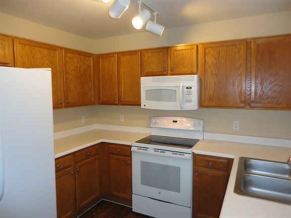 2nd image of 3111 W Melinda Ln
