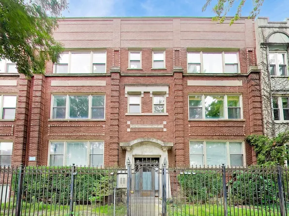 835 W Lawrence Ave APT 2N, Chicago, IL 60640