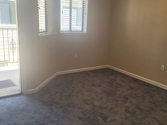 5th image of 576 W Parr Ave Unit 31