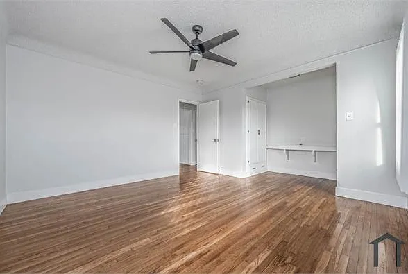 4067 Sutro Ave — Photo 15