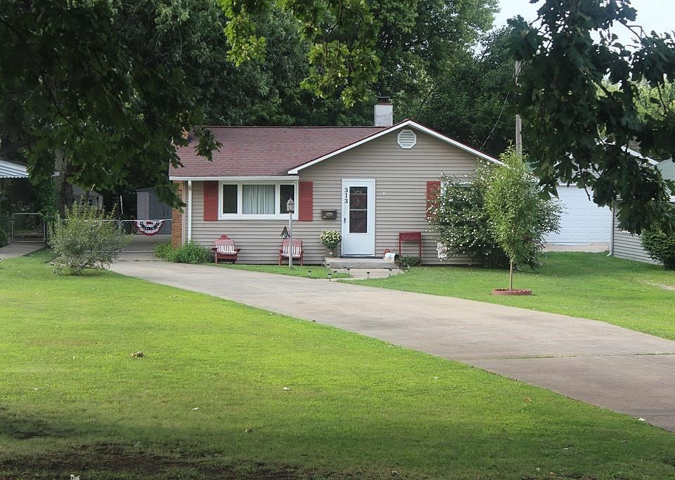 1st image of 313 E Winter Ave