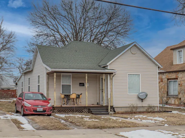 321 Farror St, Moberly, MO 65270