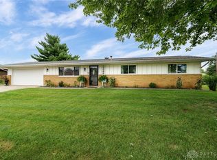 1823 Wilshire Dr, Xenia, OH 45385