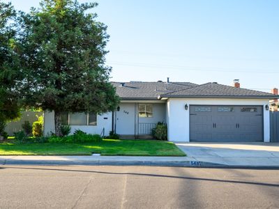548 W Dennis Drive, Clovis, CA, 93612