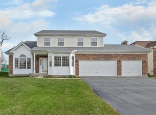4317 Hatch Ln, Lisle, IL 60532