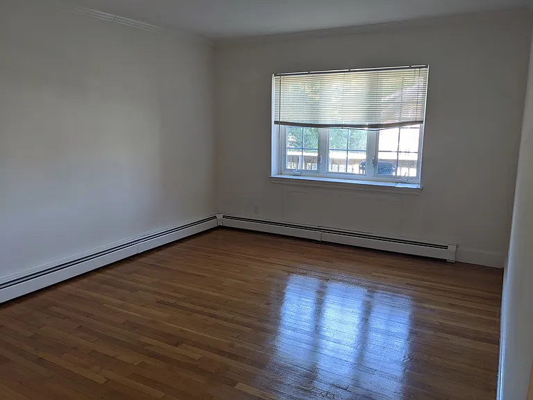 8 Mount Ida St #7 — Photo 16