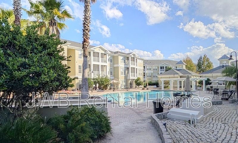 1st image of 8290 Gate Pkwy W #816