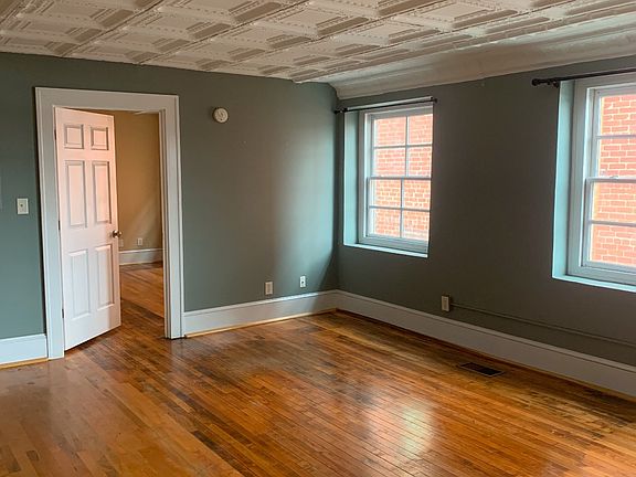 3rd image of 521 N Liberty St Ste 230