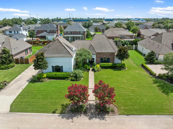 2255 Longue Vue Dr, Lake Charles, LA 70605