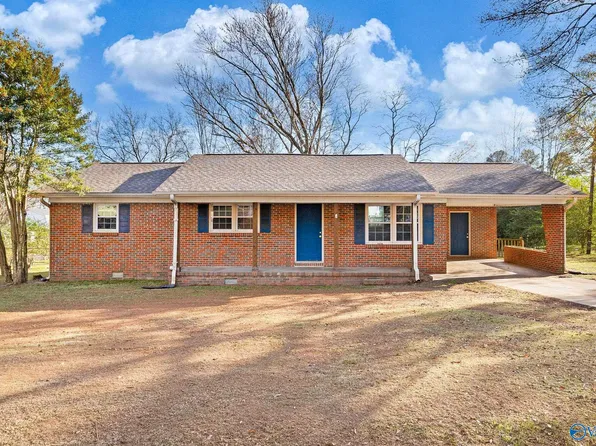 604 Douglas Dr NW, Hartselle, AL 35640