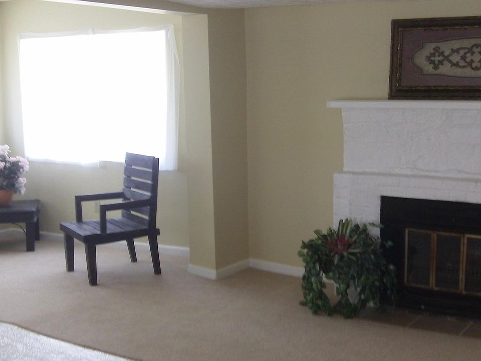 1st image of 3556 Central Ave