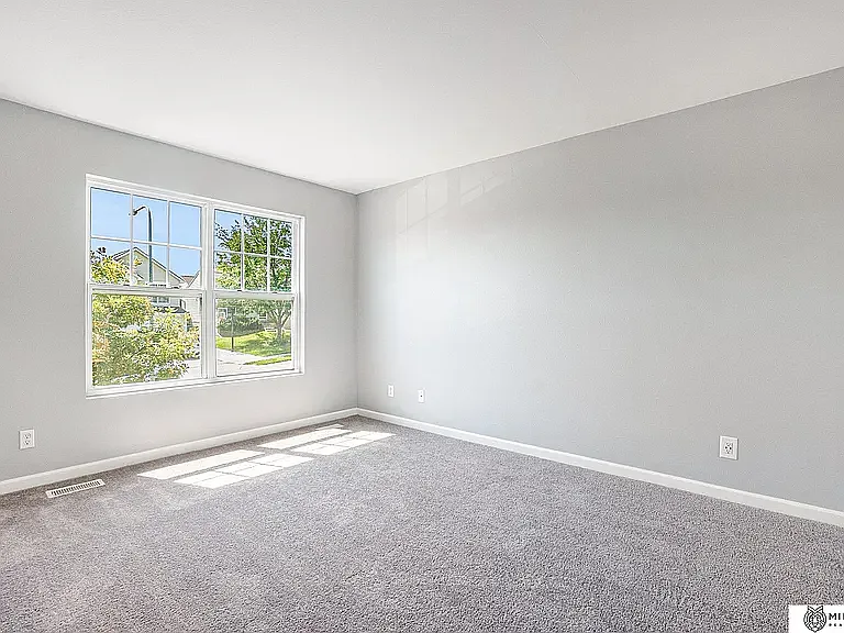 8830 Quest St — Photo 5