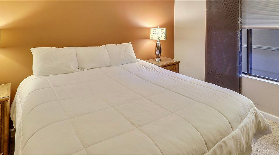 100 Michigan Ave Charlevoix, MI, 49720 Apartments for Rent Zillow