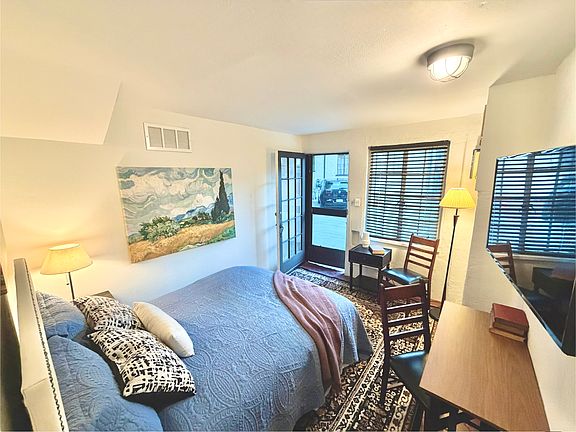 2nd image of 2421 Cheremoya Ave #1/2