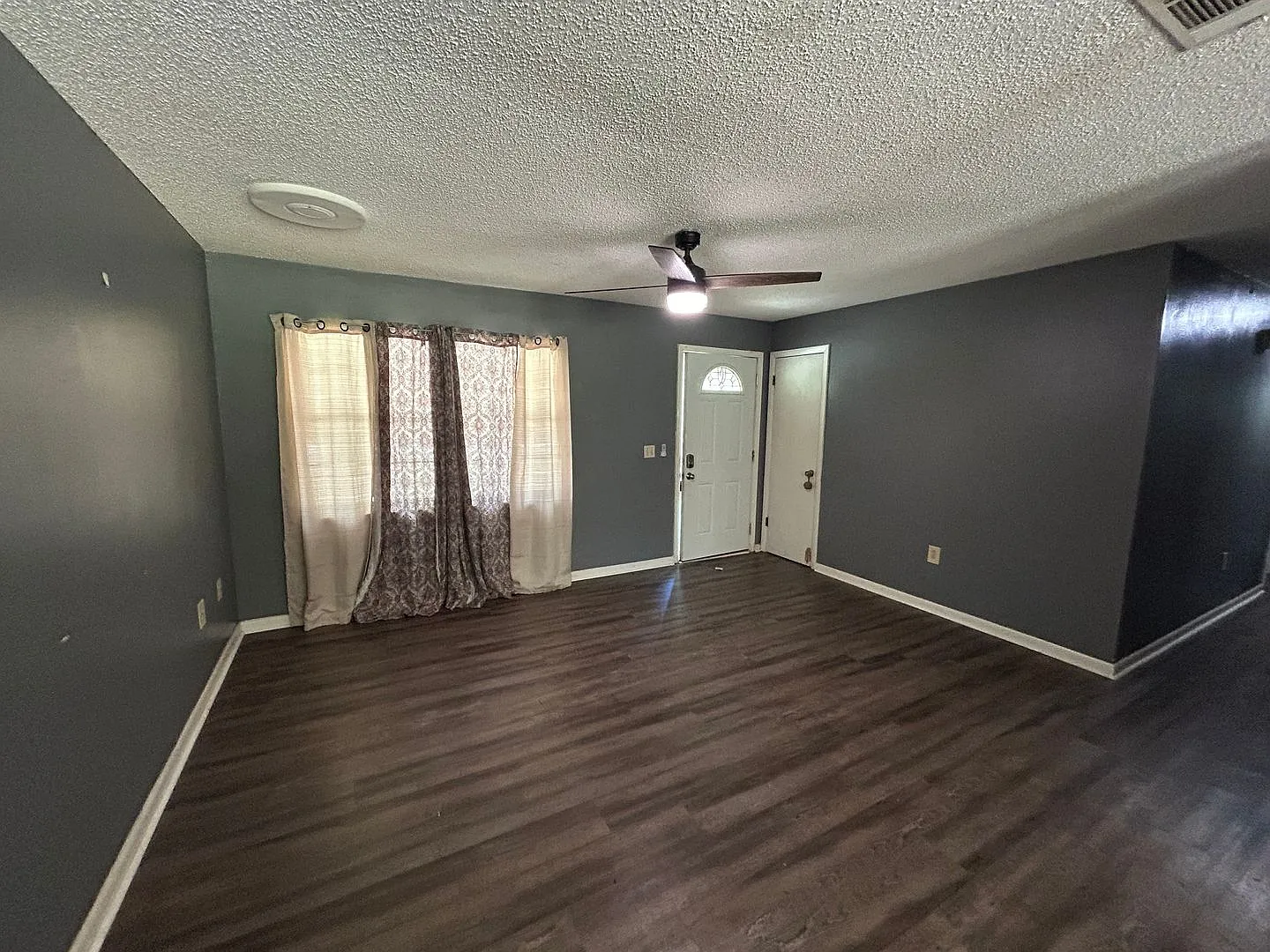 3-Bedroom Home in Williston — Photo 4