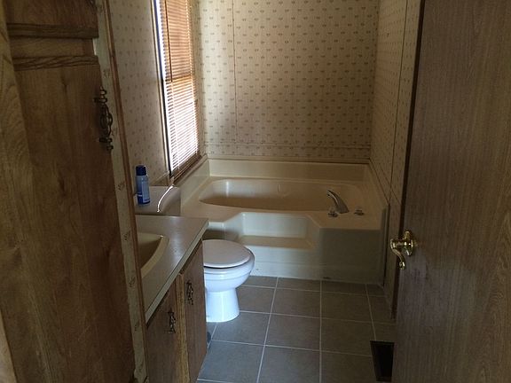 5th image of 1012 W Willmae St