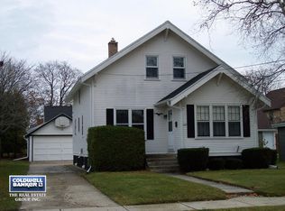 735 S 28th St, Manitowoc, WI 54220