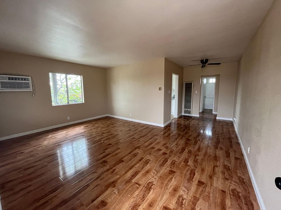 1st image of 7013 Coldwater Canyon Ave #8