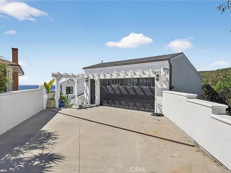 405 Blumont St — Photo 40
