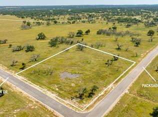 100 Packsaddle Dr, Harper, TX 78631