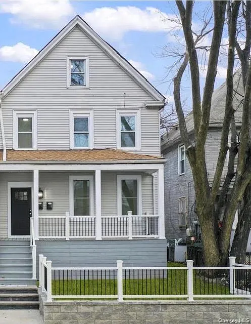 254 Charles Ave #1