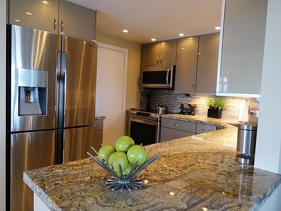 5th image of 305 N Pompano Beach Blvd #11-PENTHOUSE