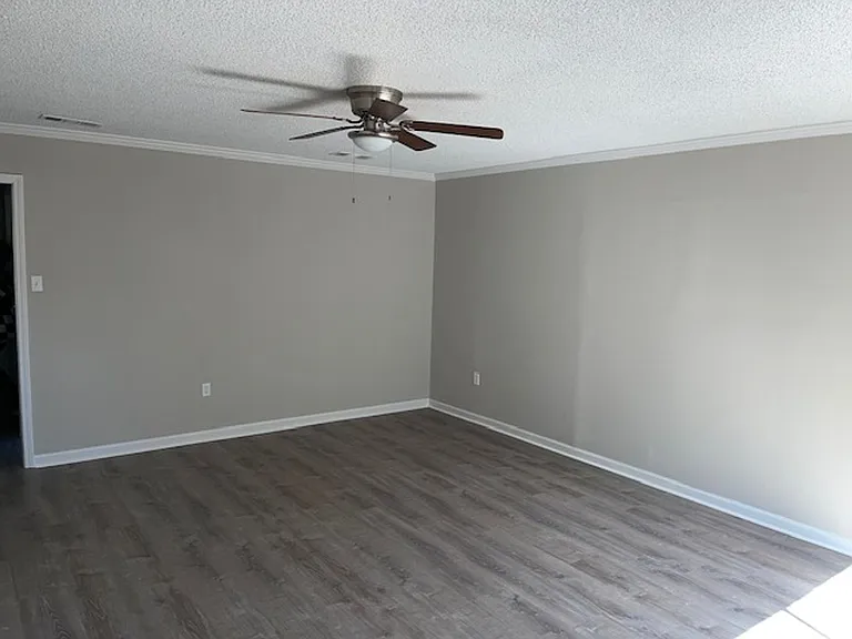 1545-1547 La Annie Dr — Photo 40