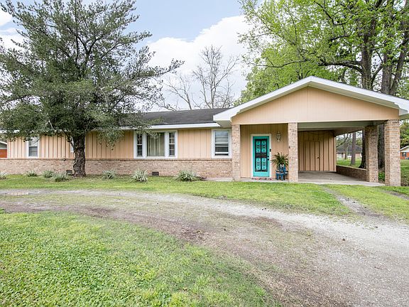 2nd image of 315 Perry Dr