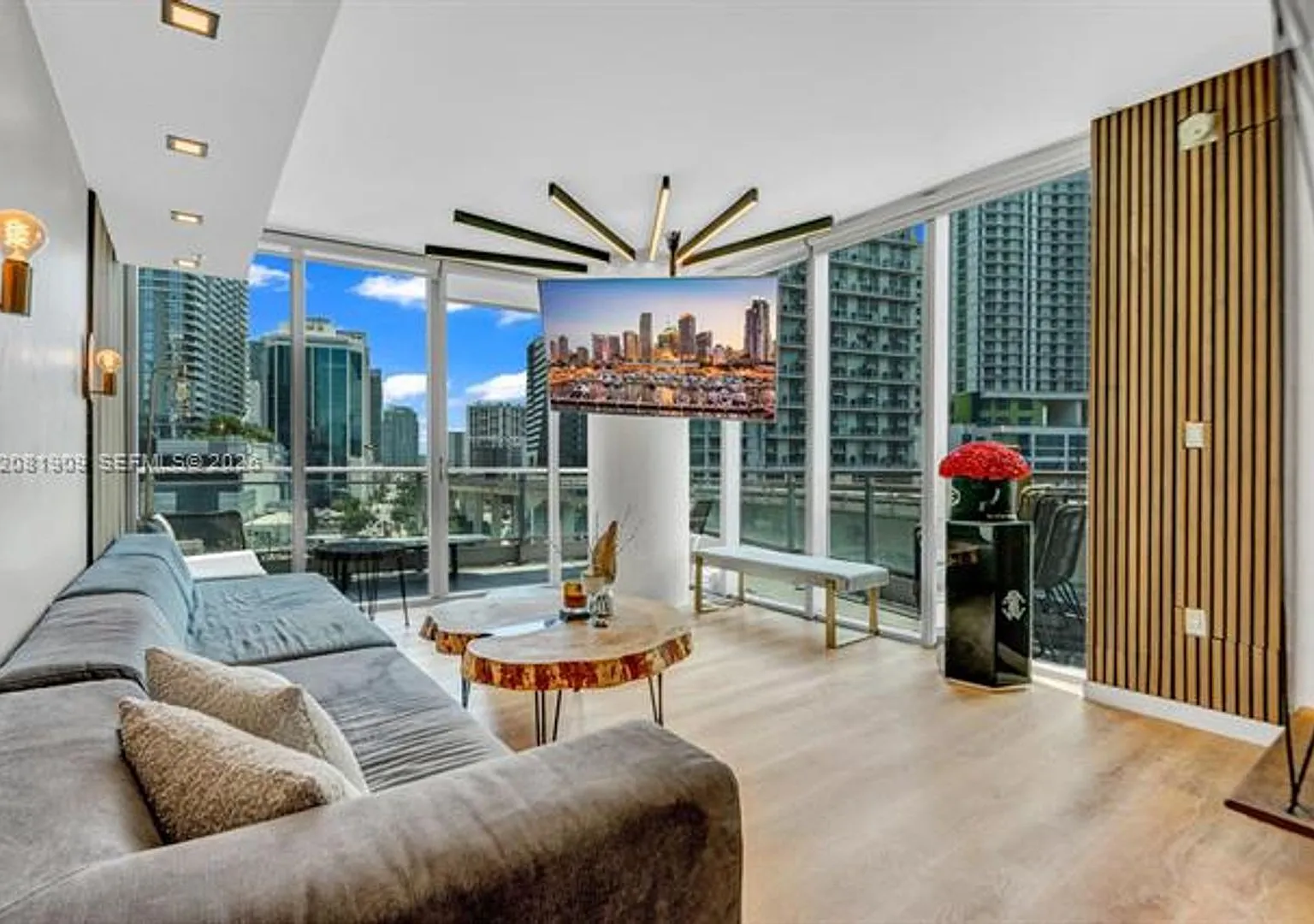 92 SW 3rd St cu-901, Miami, FL 33130 — Photo 3