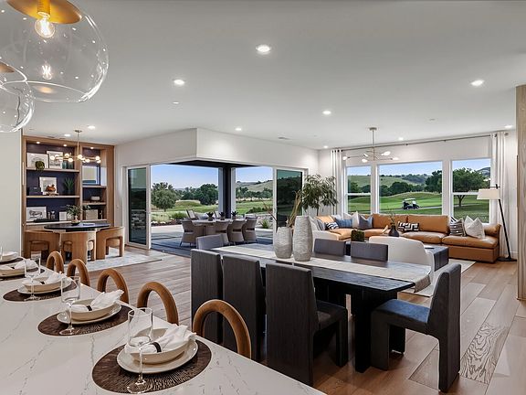Dining Great Room of the Starion Model