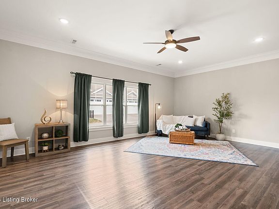 5th image of 5011 Woodridge Lake Blvd
