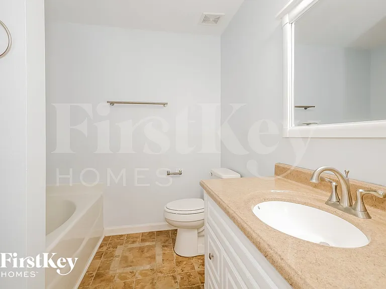 16315 Circlegreen Dr — Photo 12