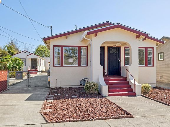 4th image of 1152 Francisco St