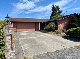 220 N Govan Ave, Sequim, WA 98382