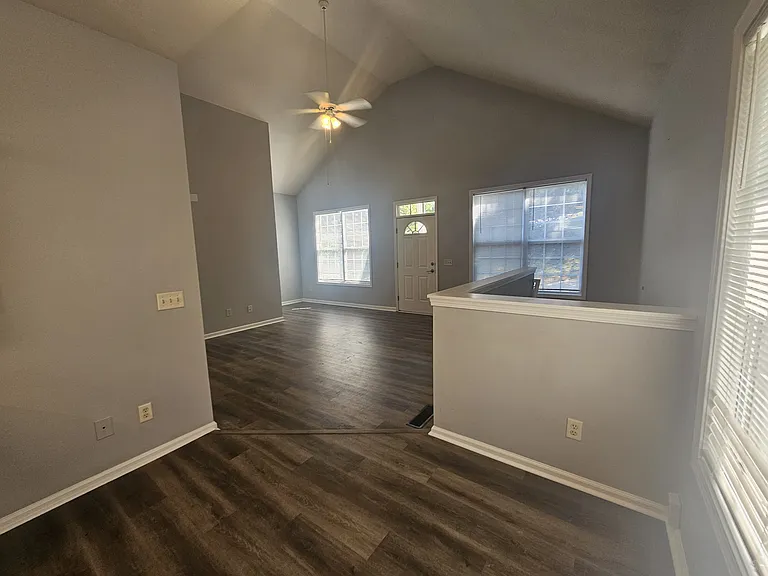 3480 Continental Dr — Photo 8