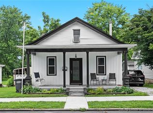 1181 Water St, Charlestown, IN 47111