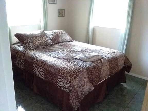 5th image of 1025 Lemon Bay Dr