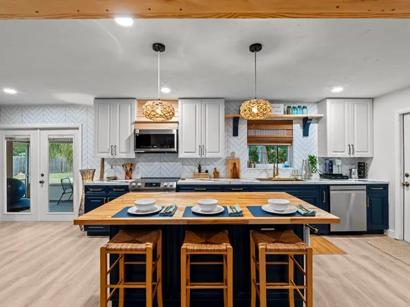 18989 SE Hillcrest Drive, Tequesta, FL 33469