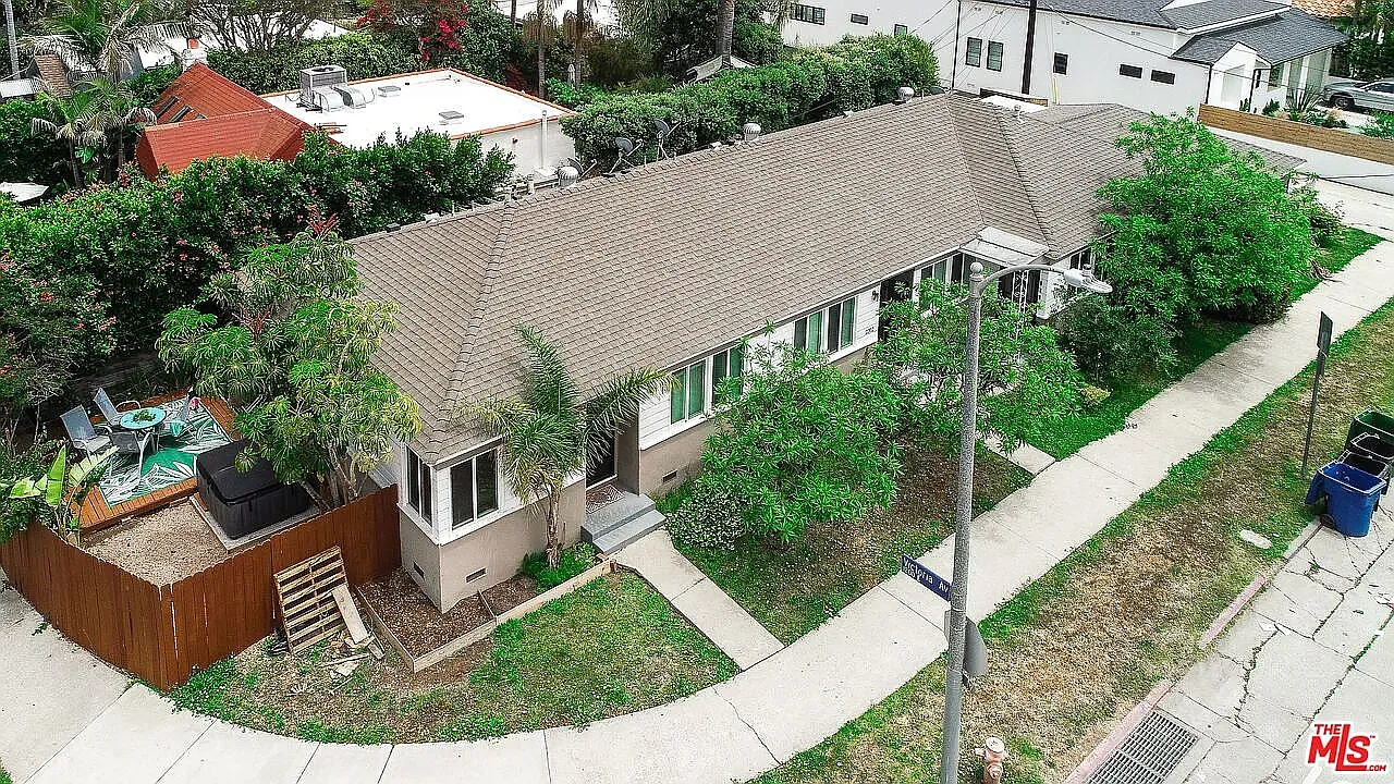1 bed, 678 sqft, $3,500 — Photo 1