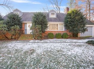 94 Green Village Rd, Madison, NJ 07940